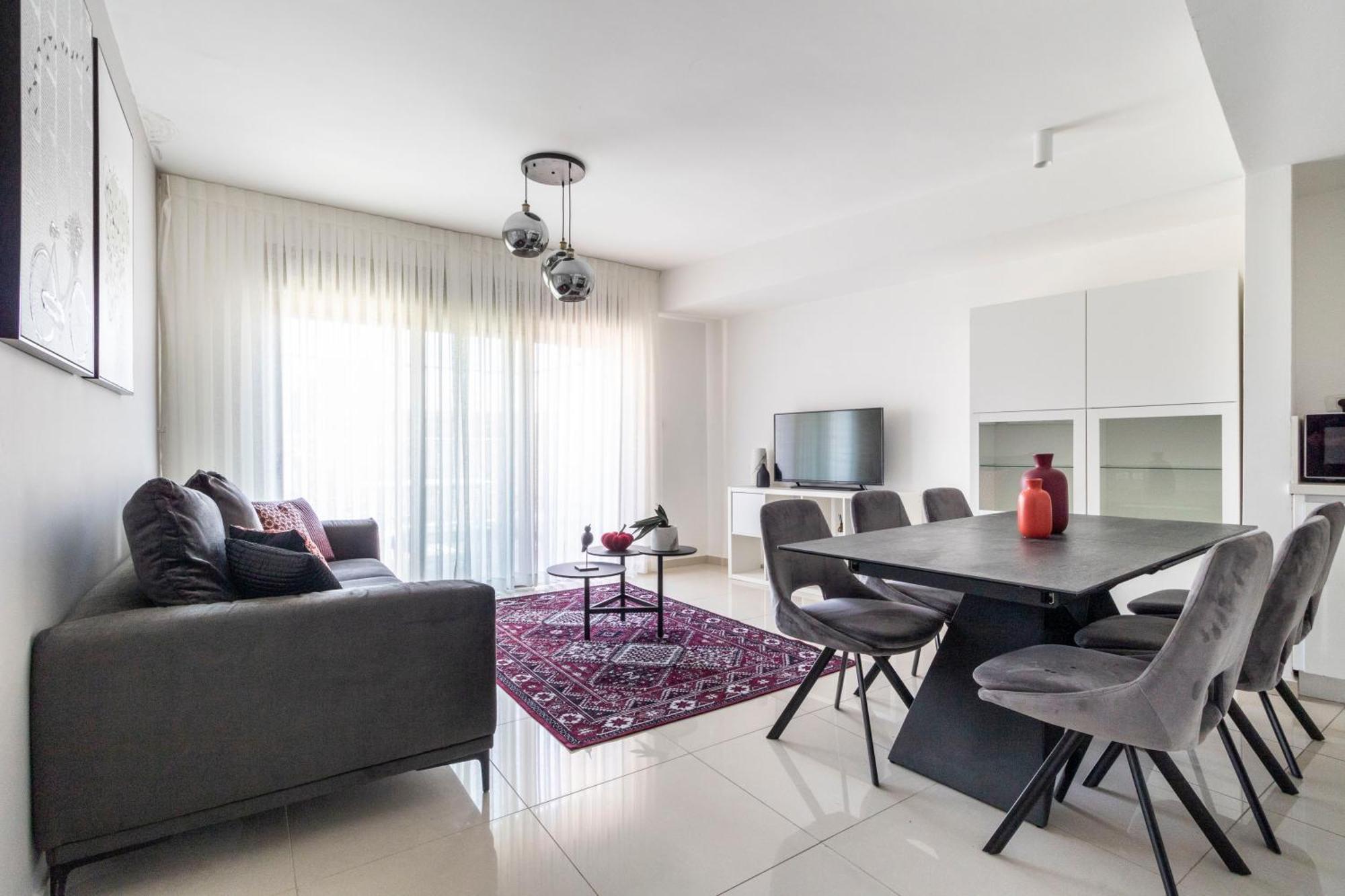 Stylish 1 Bedrooms Parking At City Gate Yerusalem Bagian luar foto