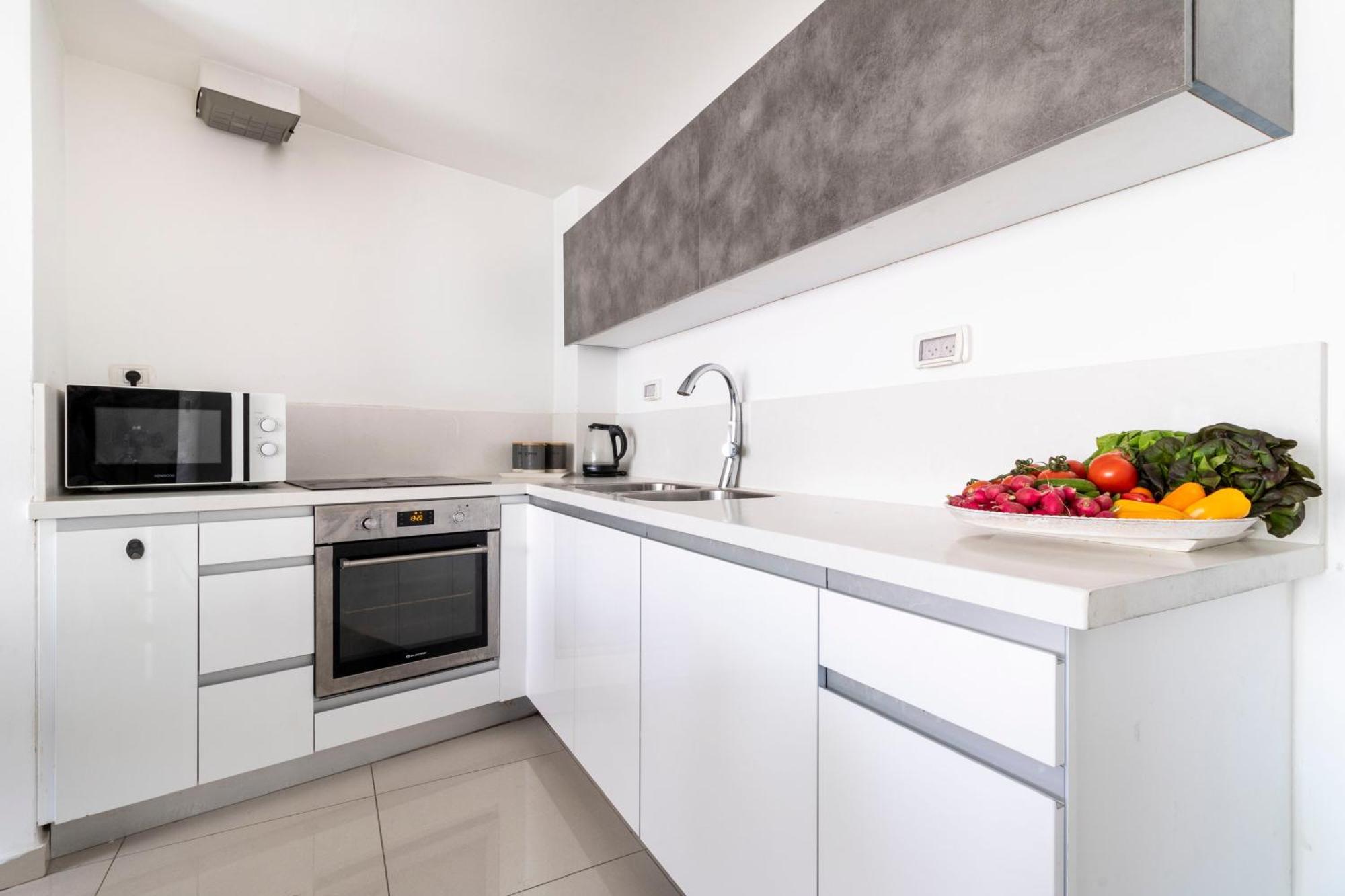 Stylish 1 Bedrooms Parking At City Gate Yerusalem Bagian luar foto